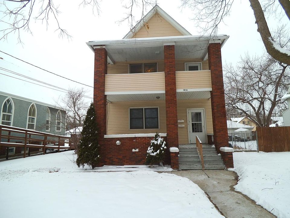 1st image of 1410 16th Ave #1
