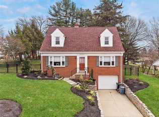 247 Voss Rd, Bethel Park, PA 15102
