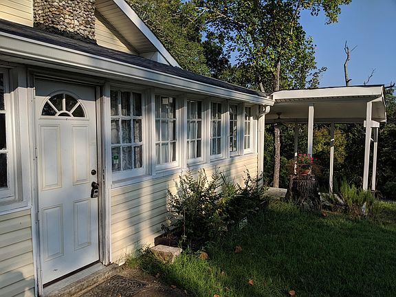 5th image of 3314 Montview Dr