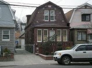 6006 69th St, Maspeth, NY 11378