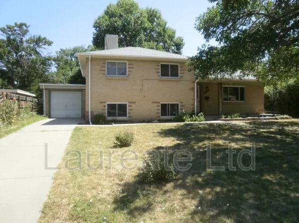 2332 Oakland St, Aurora, CO 80010
