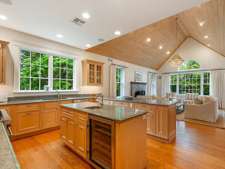 5 Anthony Ln — Photo 10