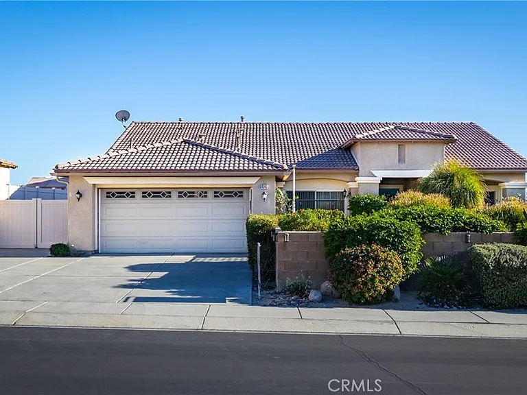 64243 Eagle Mountain Ave — Photo 23