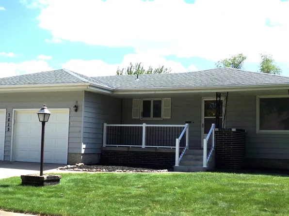 2619 7th St, Columbus, NE 68601