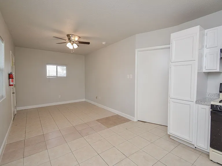 2117 Thonig Rd — Photo 38
