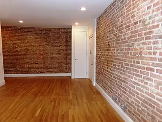 Rented by PMG Real Estate 