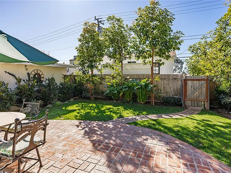 361 Cypress Dr — Photo 22