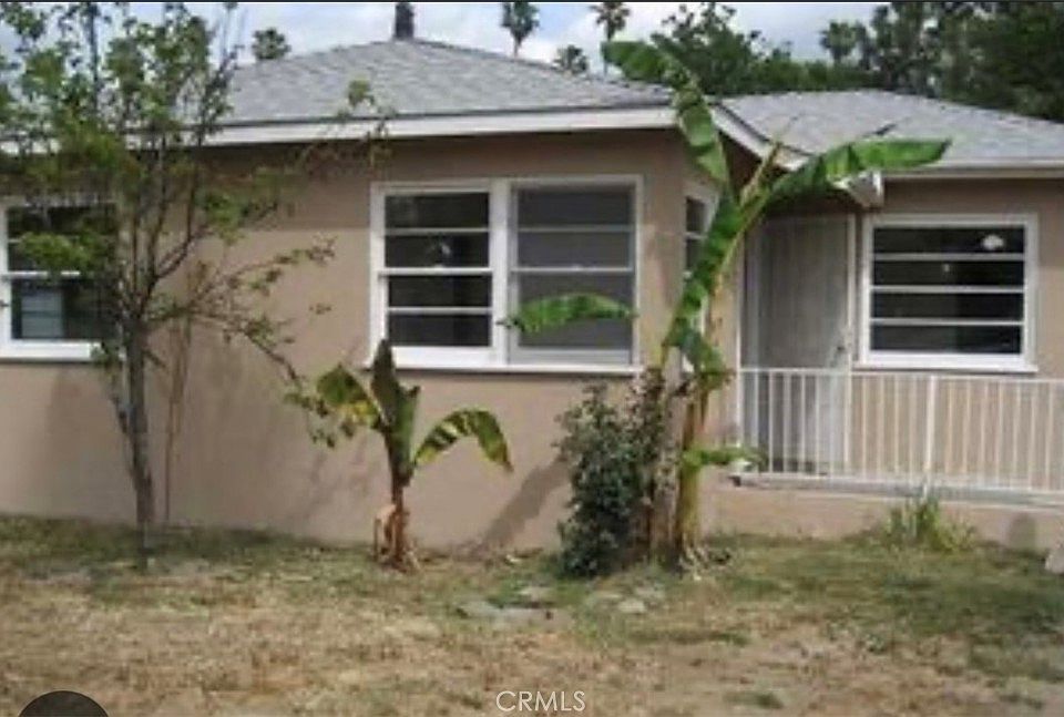 1st image of 7438 Owensmouth Ave