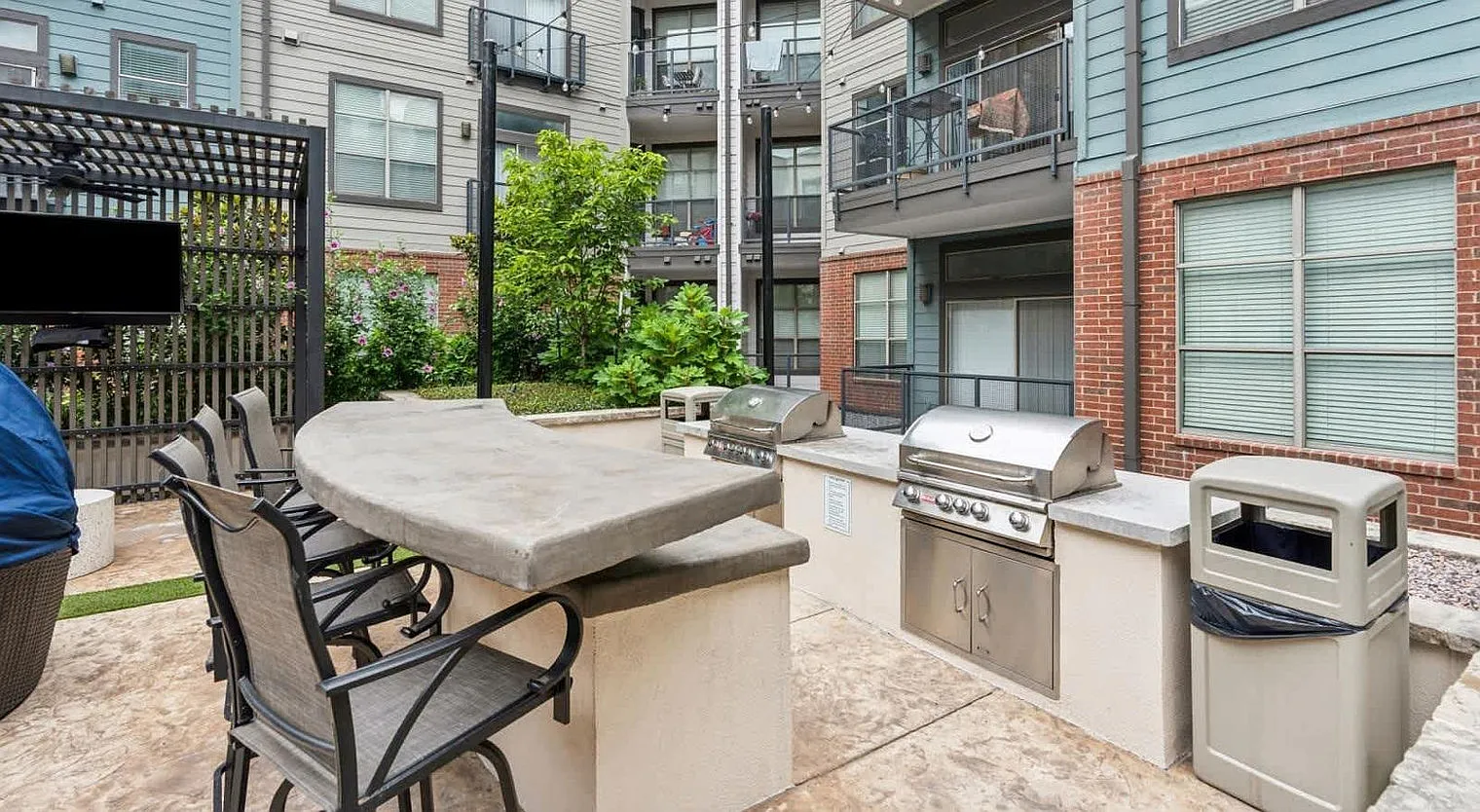 2 bed, 2.0 bath, $3,291 — Photo 4