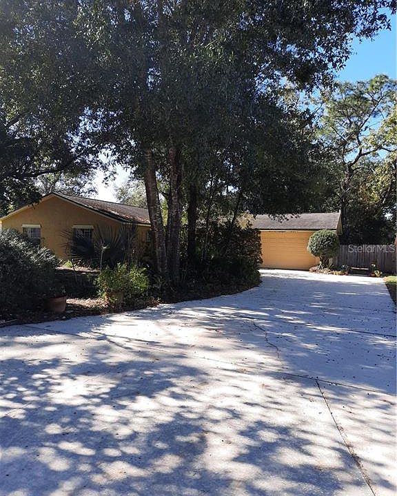 1st image of 102 Tindale Cir