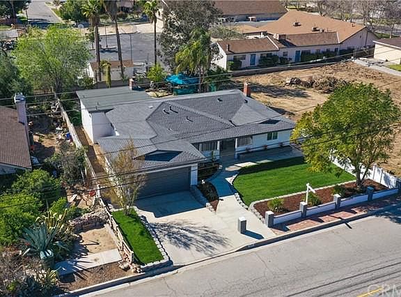 5th image of 3874 Mountain Ave