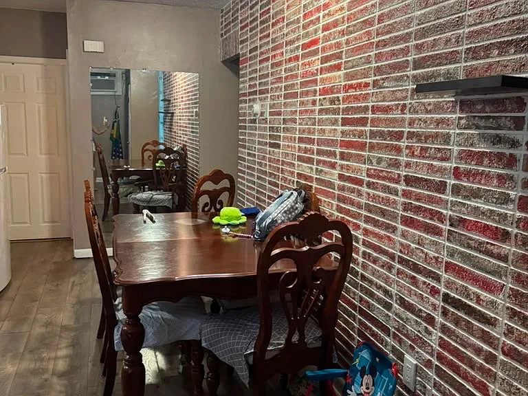 1428 Devereaux Ave #1 — Photo 3