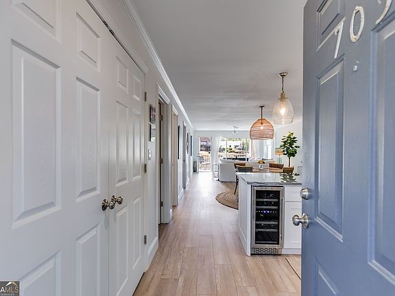 3rd image of 705 Berry Ct