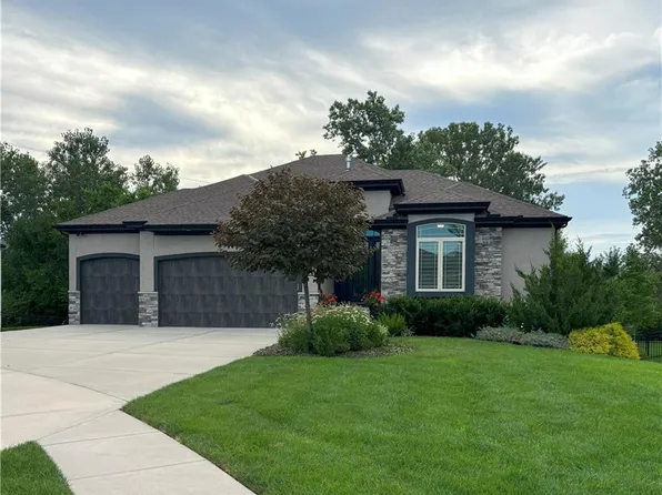 24880 W 87th St, Lenexa, KS 66227