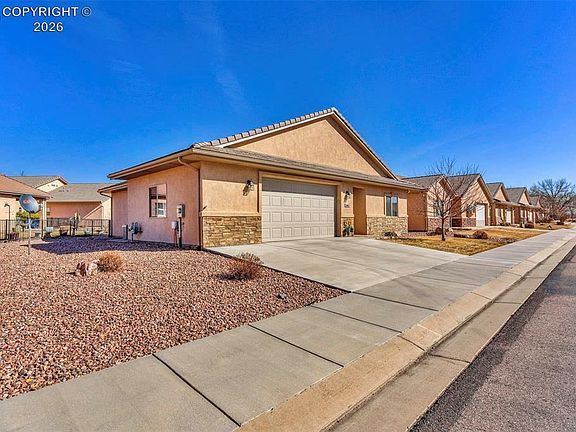 3rd image of 4015 S Cranberry Loop