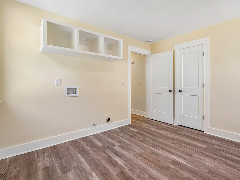 1425 Shelton Ave — Photo 10