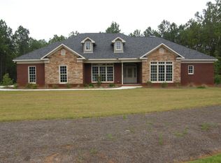 14 Winding Lake Dr, Hamilton, GA 31811