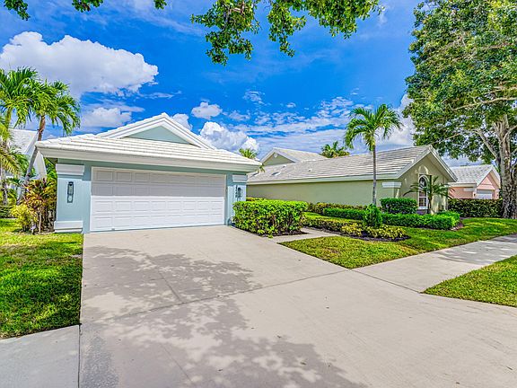 4th image of 2348 Saratoga Bay Drive
