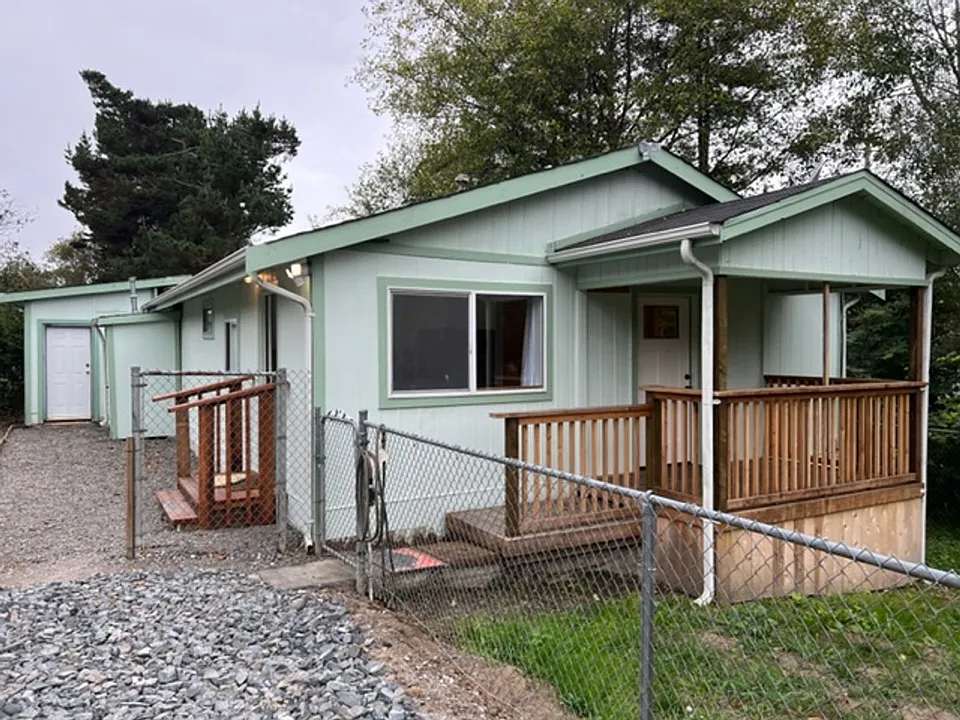 3390 W End Rd
