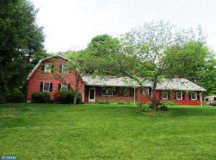 26 Carriage Ln, Newark, DE 19711