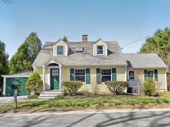 387 Mitchell Road, Cape Elizabeth, ME 04107