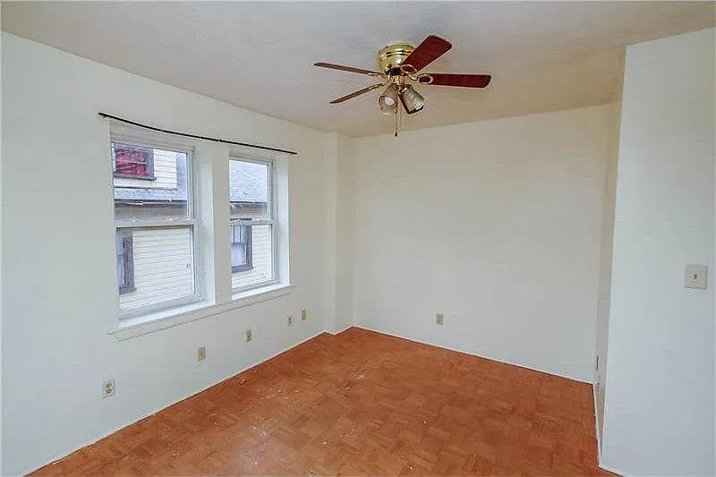 2 bed, 928 sqft, $750 — Photo 2