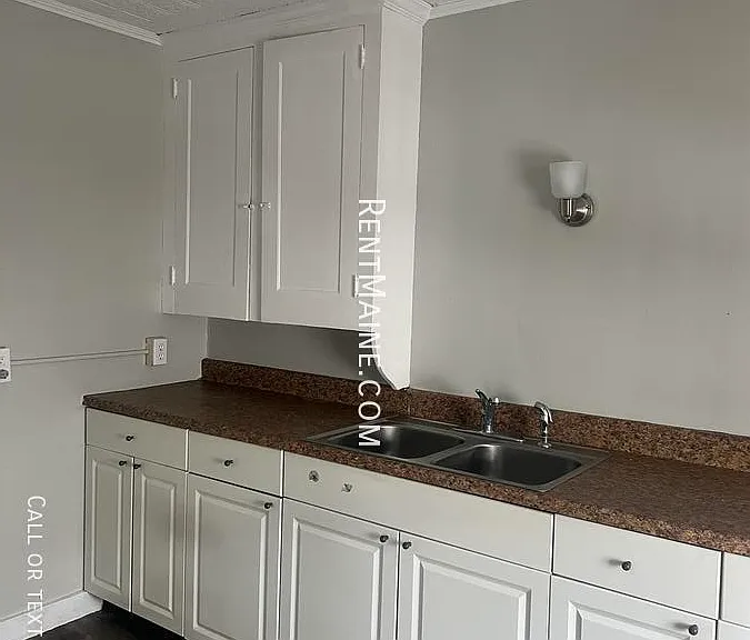 591 Main St #12 — Photo 1