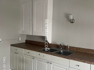 591 Main St #12, Bangor, ME 04401