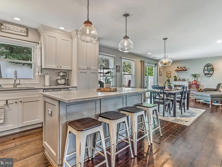 7828 Citadel Dr — Photo 10