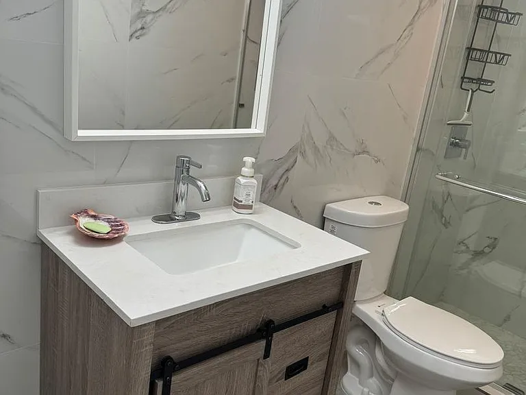 505 NE 20th Ave #201 — Photo 6
