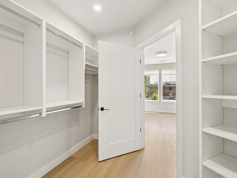 118 Elm Street — Photo 20