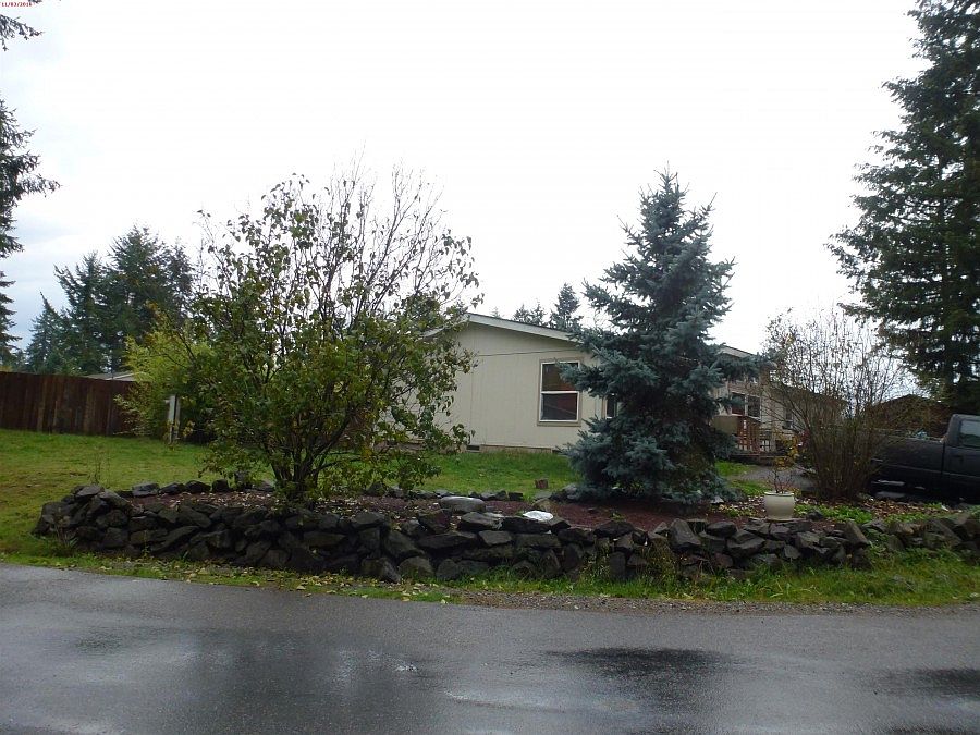 2nd image of 19902 119th St E