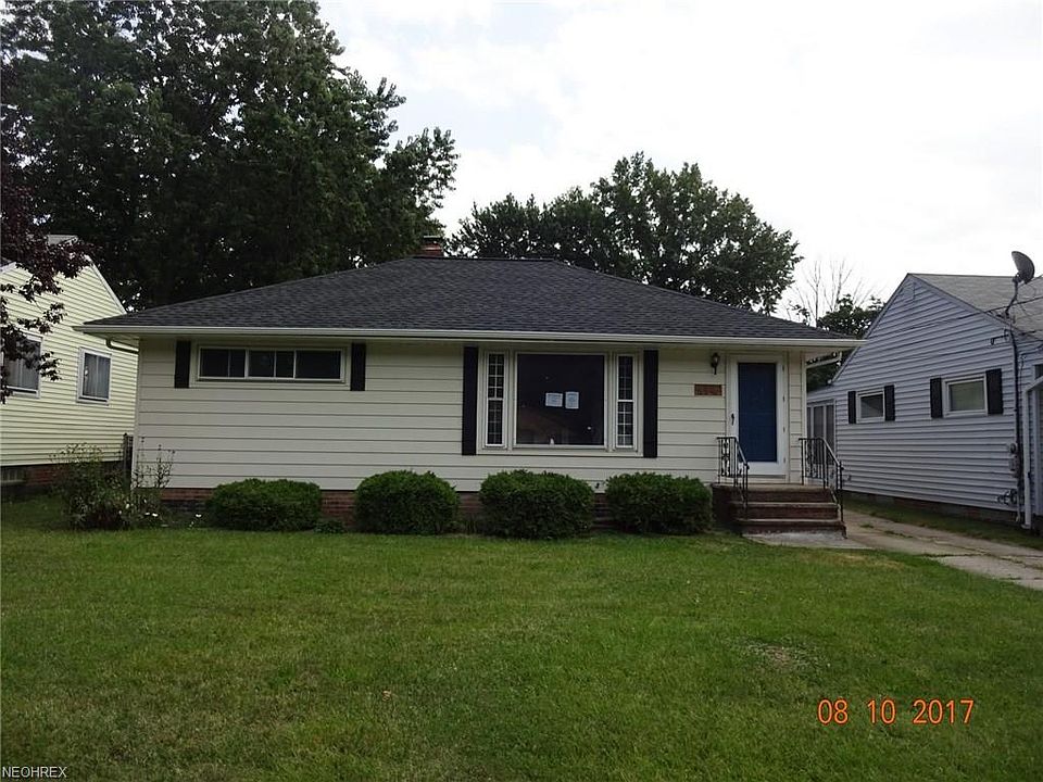 1st image of 4323 W 182nd St