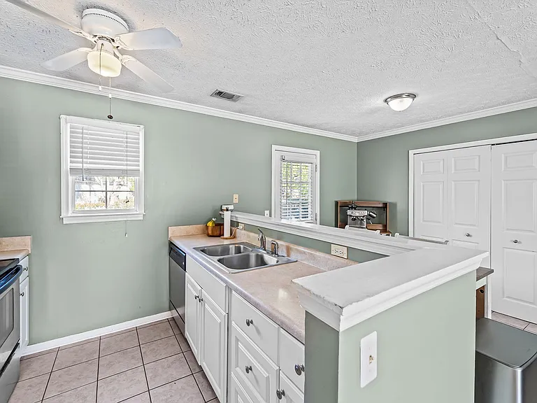 109 Dry Dock Ct — Photo 17