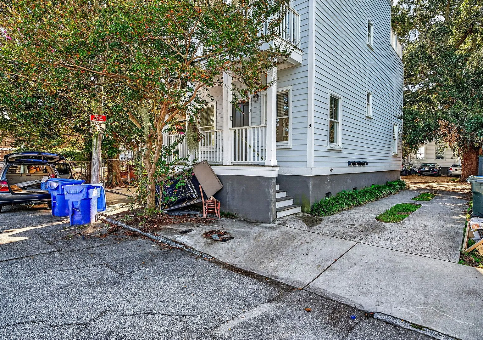 5 E Hampstead Square — Photo 3
