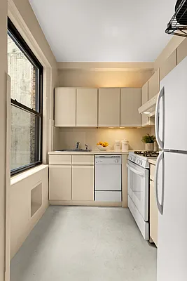 Sold by Compass | media 12