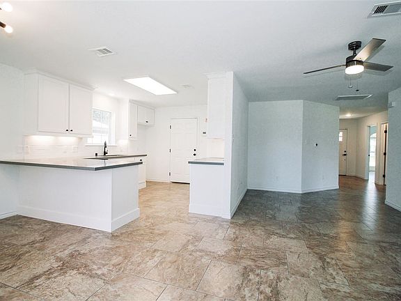 2nd image of 1337 6th St