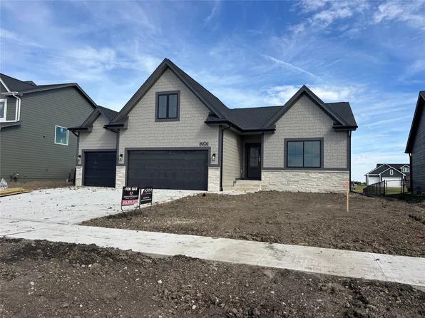 891 SW Boulder Dr, Grimes, IA 50111