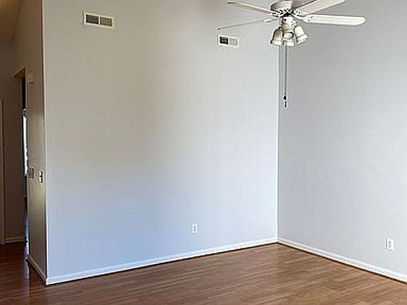4th image of 3703 Merestone Dr