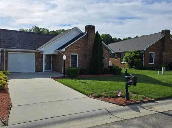 403 Stone Hearth Ct, Hopewell, VA 23860