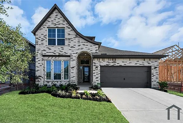 4 bed, 2700 sqft, $4,100 — Photo 2