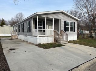 6610 Lear Nagle Rd #211, North Ridgeville, OH