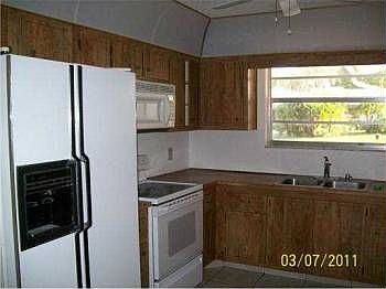 5th image of 3285 SW 1st Ct
