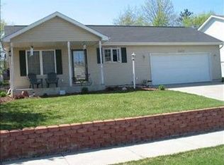 3407 Wild Cherry Rdg W, Mishawaka, IN 46544