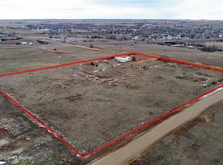 36 Log Cabin Rd, Wibaux, MT 59353