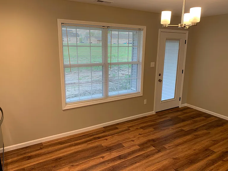 Valley Brk — Photo 11