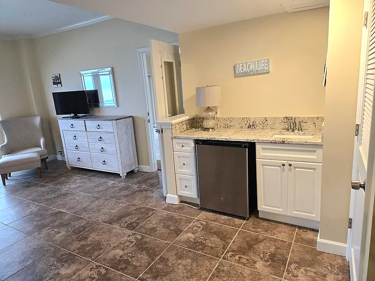 880 Mandalay Ave #C1013 — Photo 39
