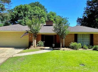 100 Dickson Dr, Brandon, MS 39042