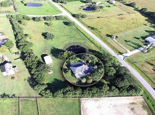 2101 Bern Creek Loop, Sarasota, FL 34240