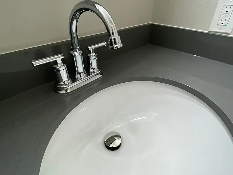 1011 SW Curry St #10 — Photo 12